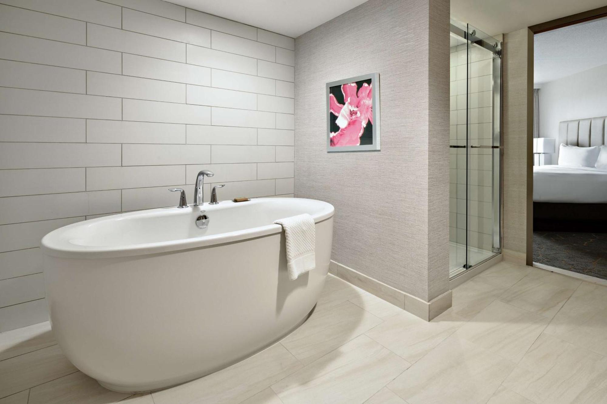 Doubletree By Hilton Fairfield Hotel & Suites Εξωτερικό φωτογραφία